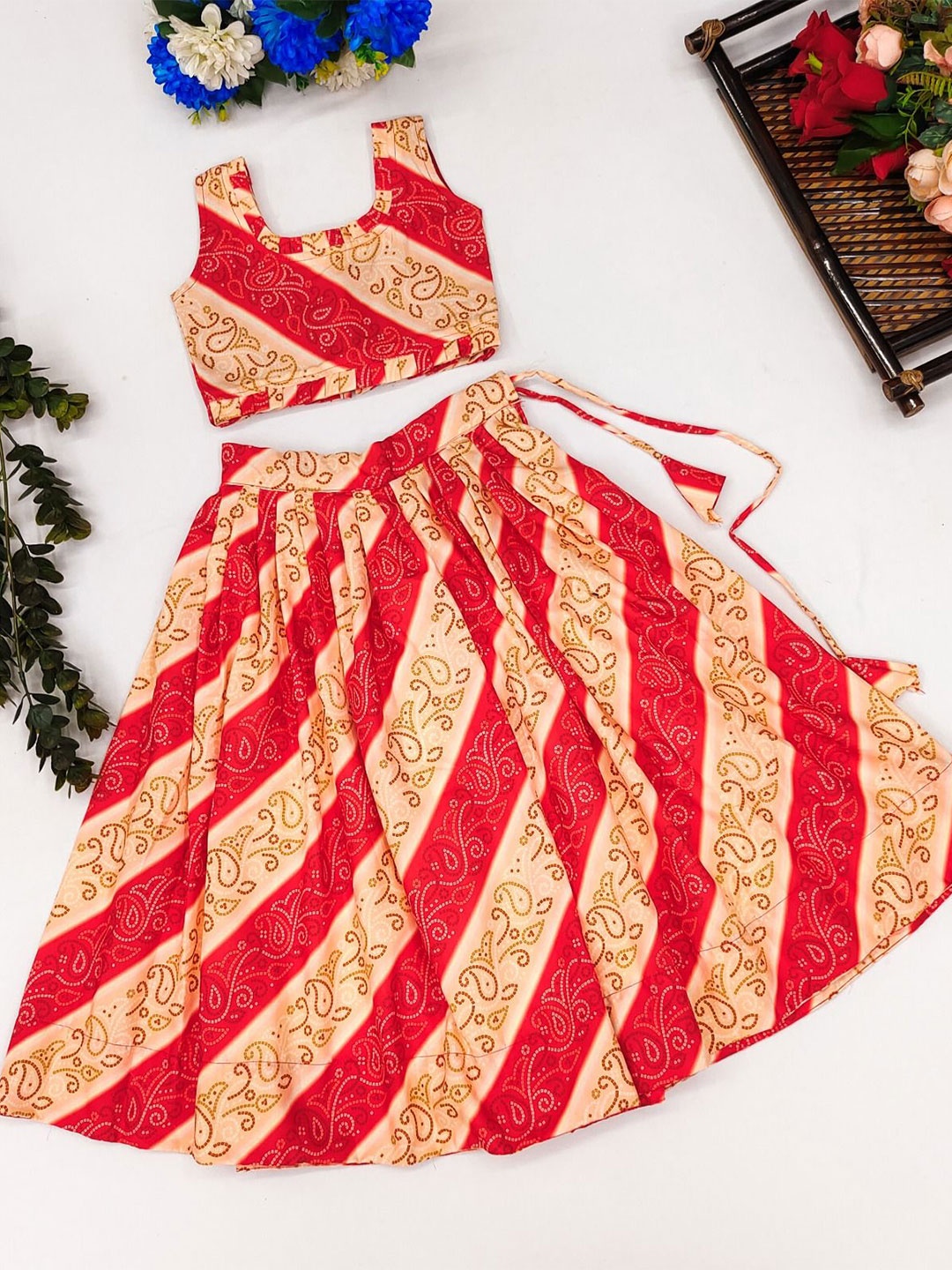 

DHRUV CREATION Girls Printed Ready to Wear Lehenga & Choli, Red