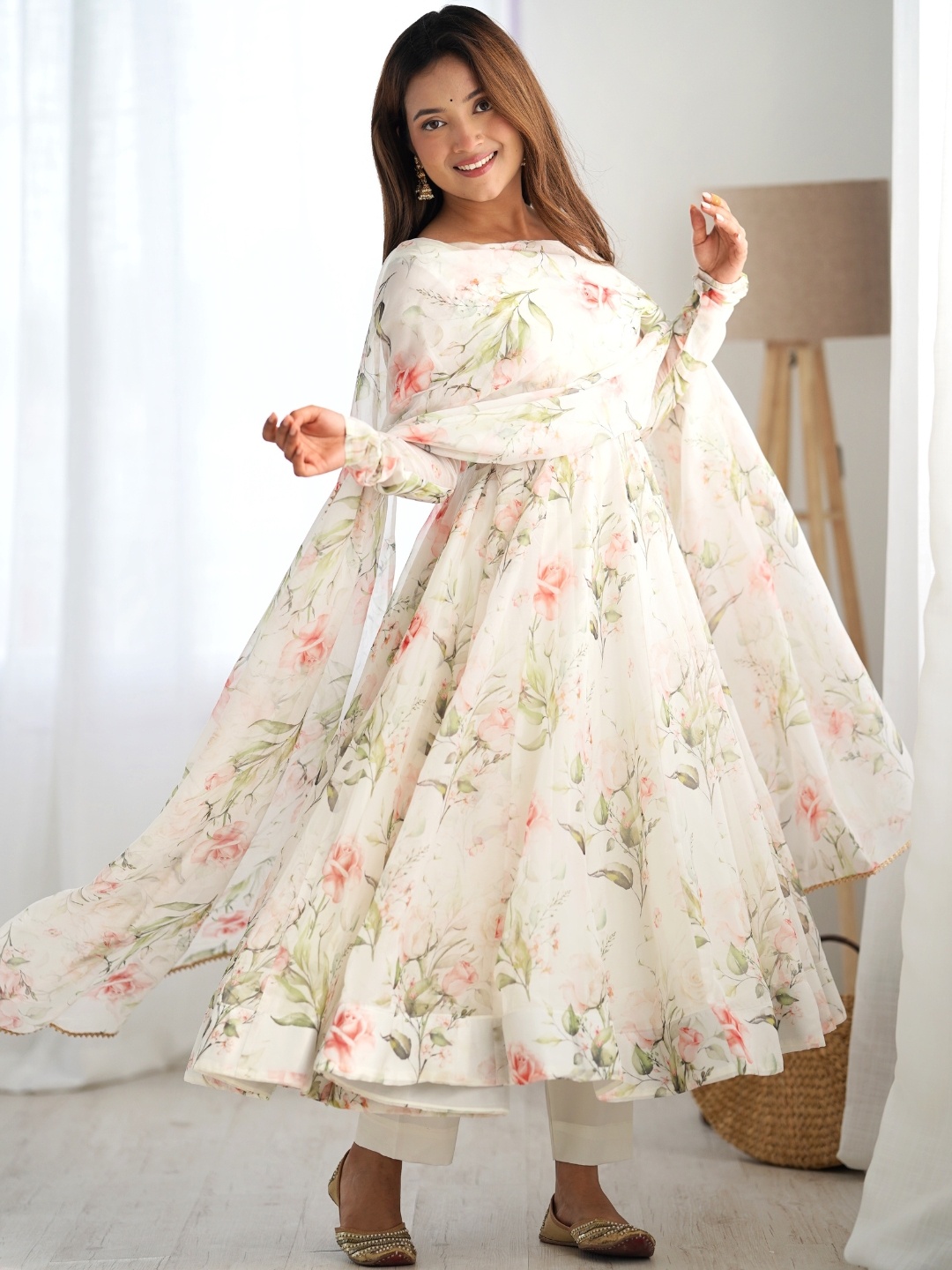 

ETHNICSUPPLY Women Floral Printed Regular Kurta with Trousers & With Dupatta, Off white