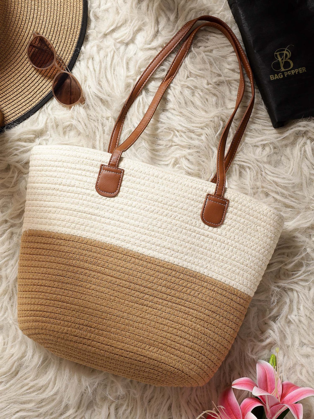 

Bag Pepper Women Colourblocked Shopper Tote Bag, White