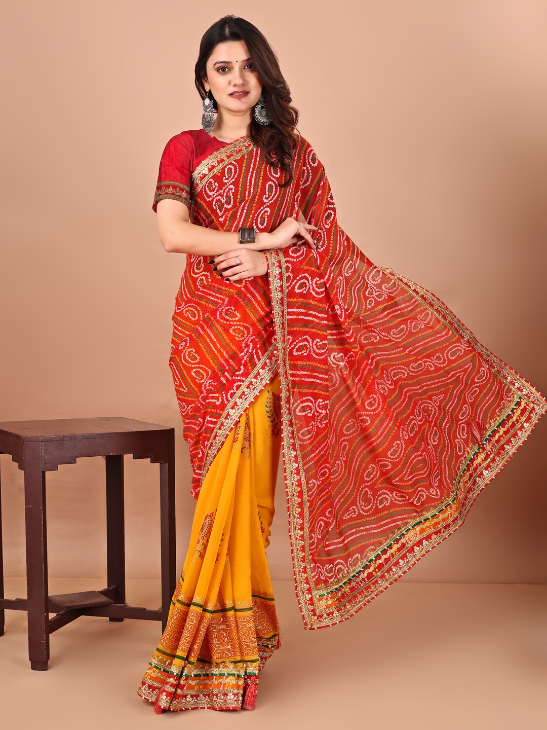 

Panzora Bandhani Gotta Patti Bandhani Saree, Red