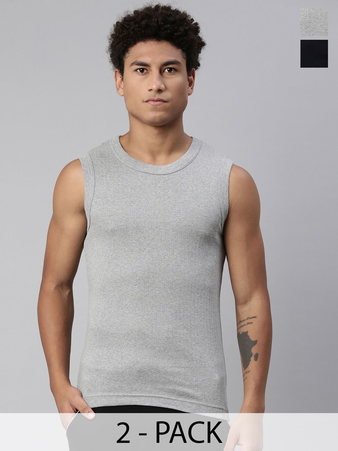 

Levis Men Pack of 2 Solid Scoop Neck Sleeveless Pure Cotton Rib Easy Tuck Gym Vest, Grey