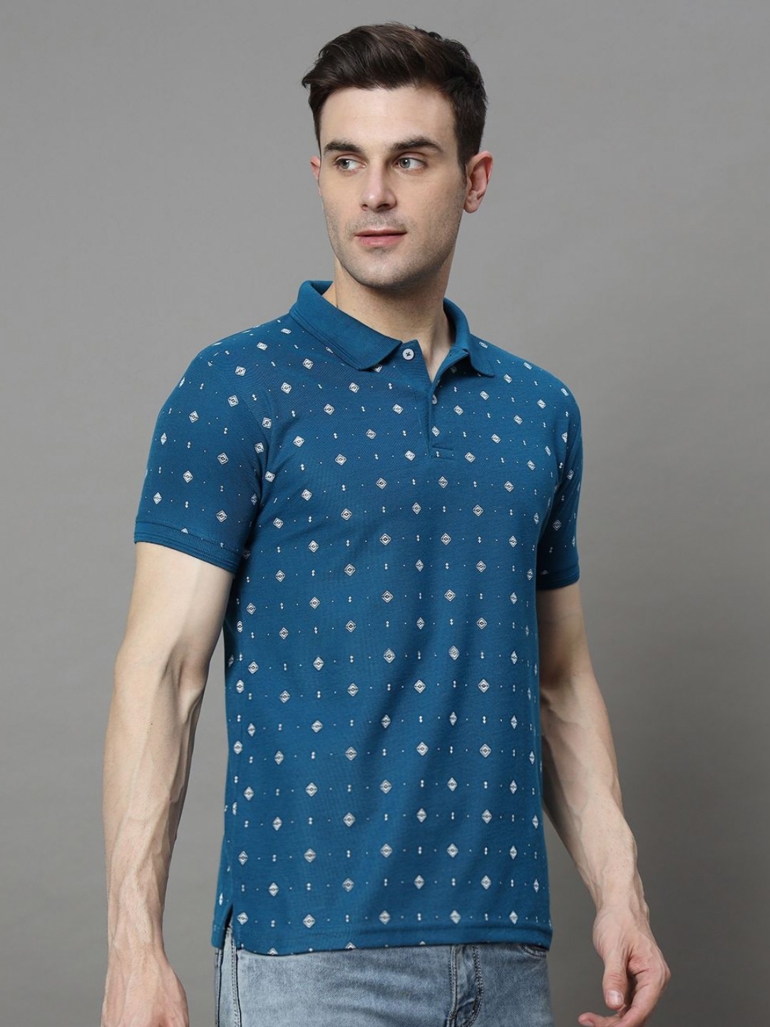 

HUSHBUCKS Men Printed Polo Collar Applique T-shirt, Teal