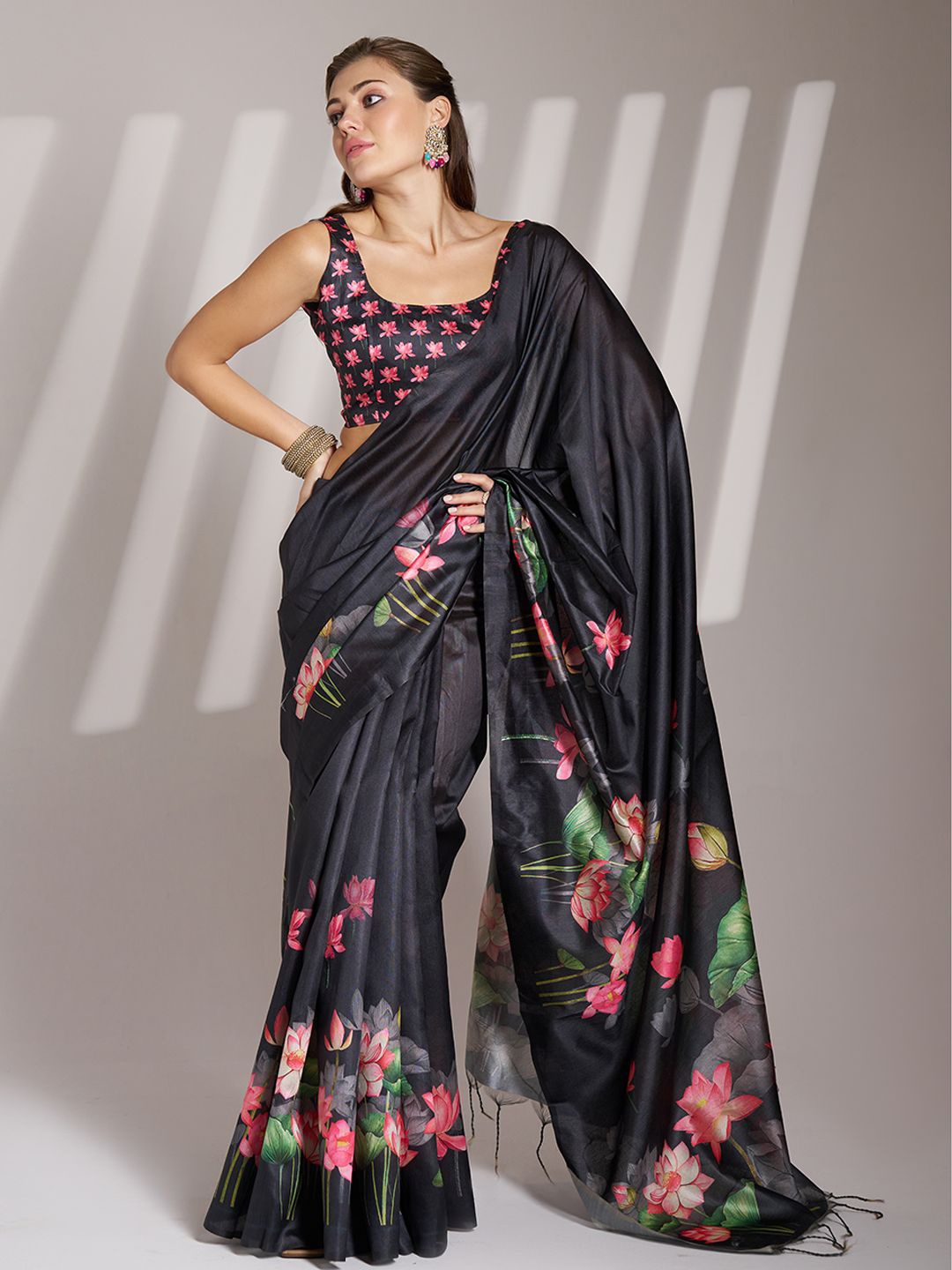 

Kalista Floral Linen Blend Saree, Black