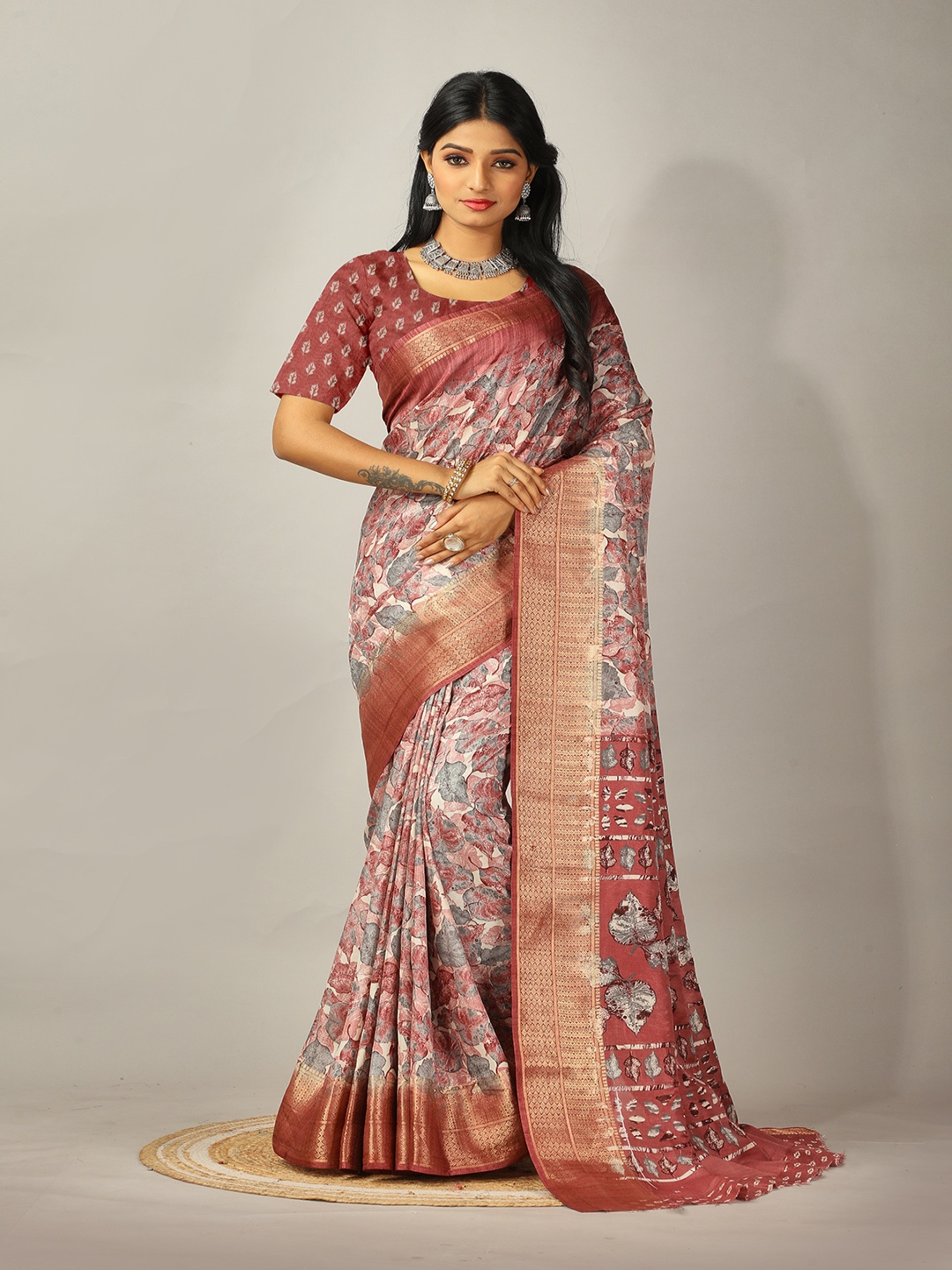 

NIRMAL CREATION Floral Printed Zari Saree, Mauve