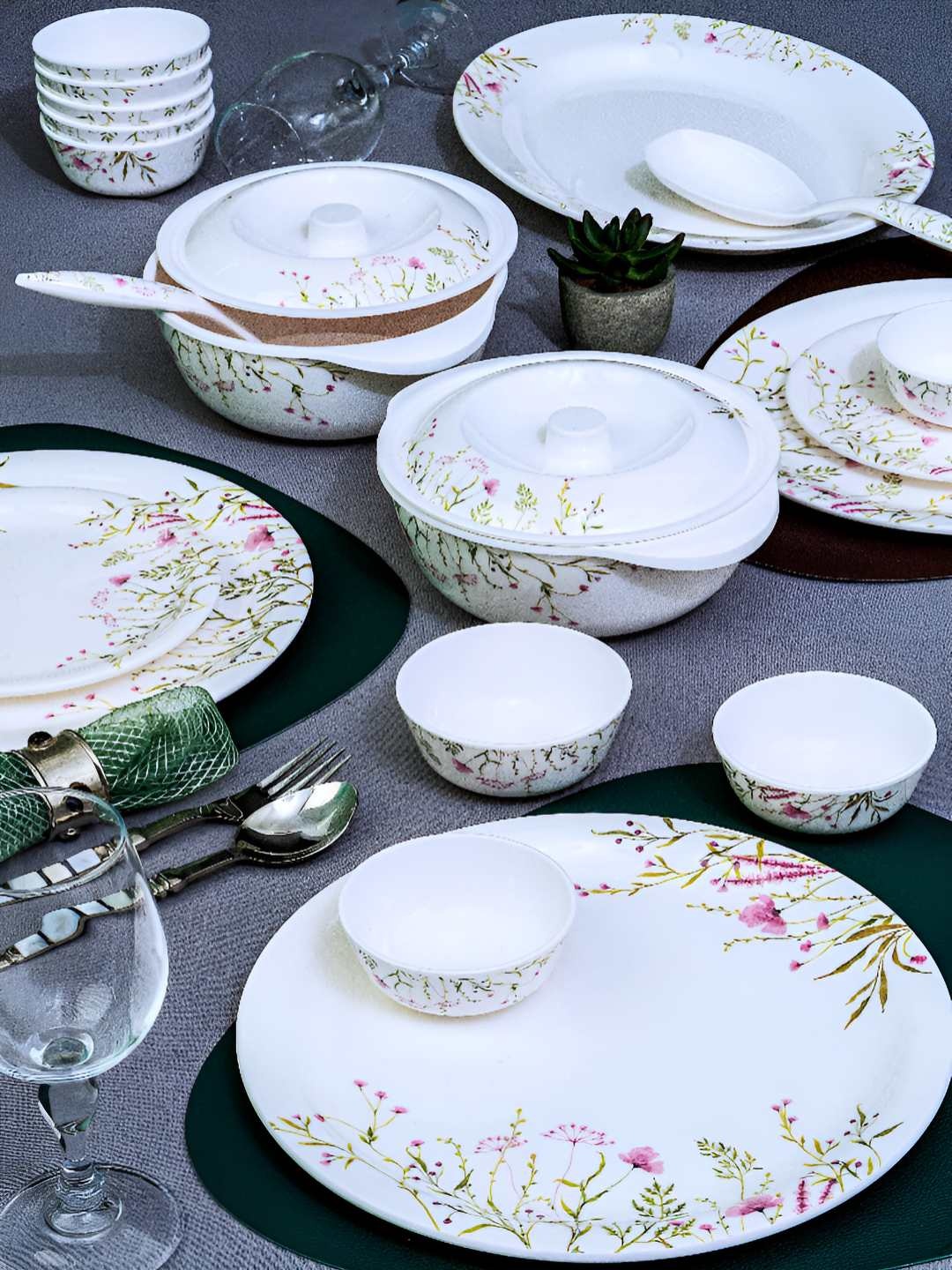 

Servewell White 2025 31 Pieces Melamine Dishwasher Safe Dinner Set of