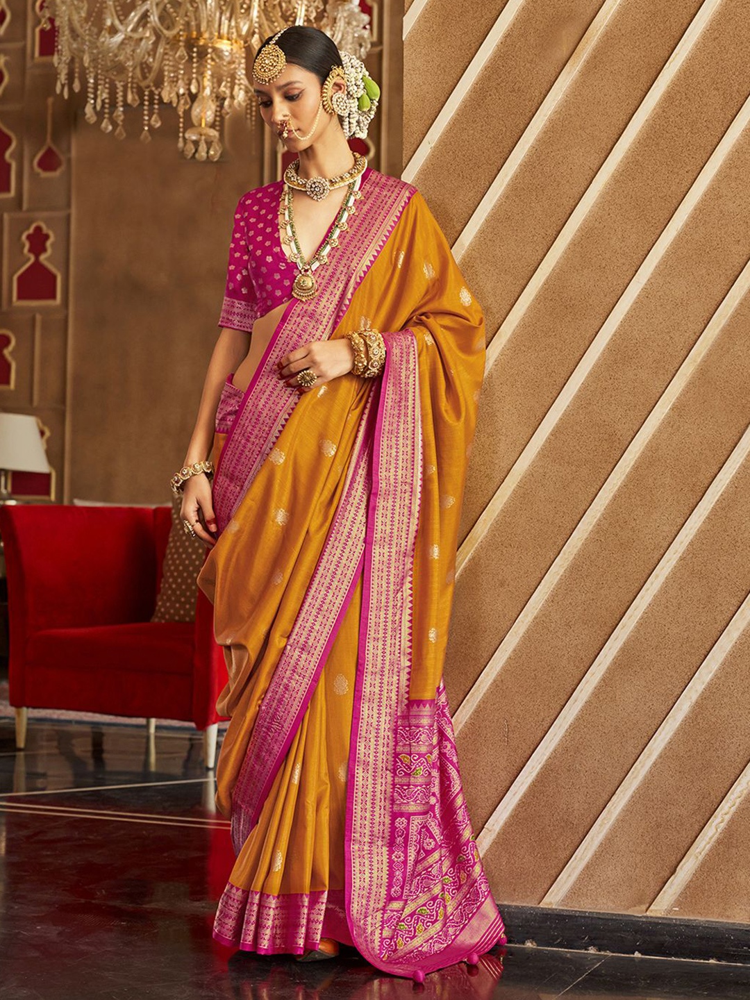 

AVANSHEE Ethnic Motifs Woven Design Patola Saree, Mustard