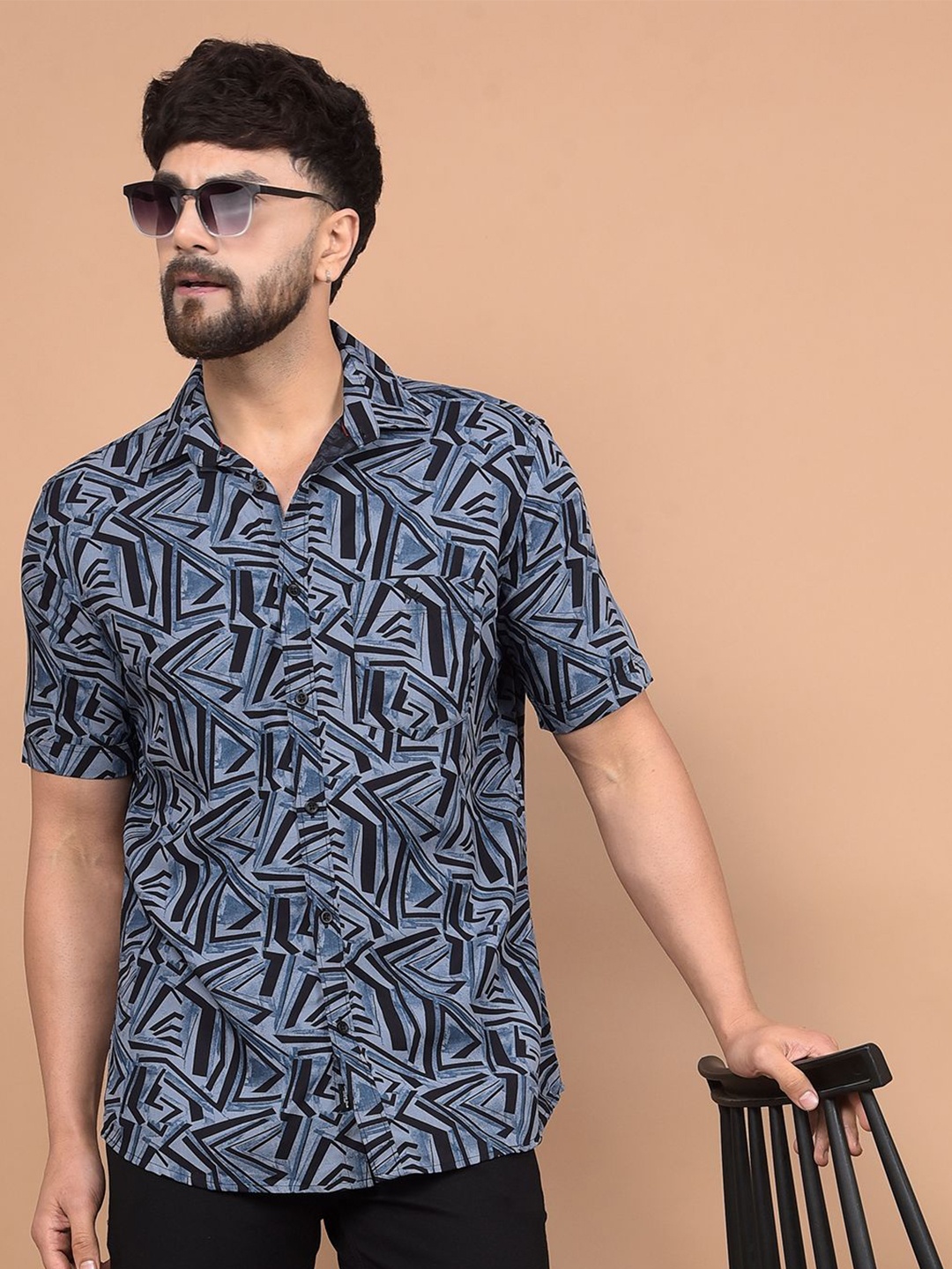 

Crimsoune Club Men Premium Slim Fit Spread Collar Abstract Printed Cotton Casual Shirt, Blue