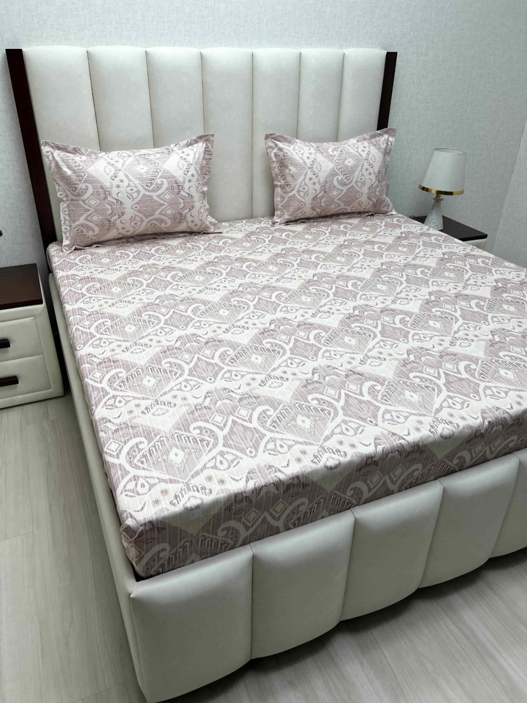 

Pure Decor Royal Passion Pink & White Ethnic Motifs Printed Queen Bedsheet 2.28 mx2.54 m