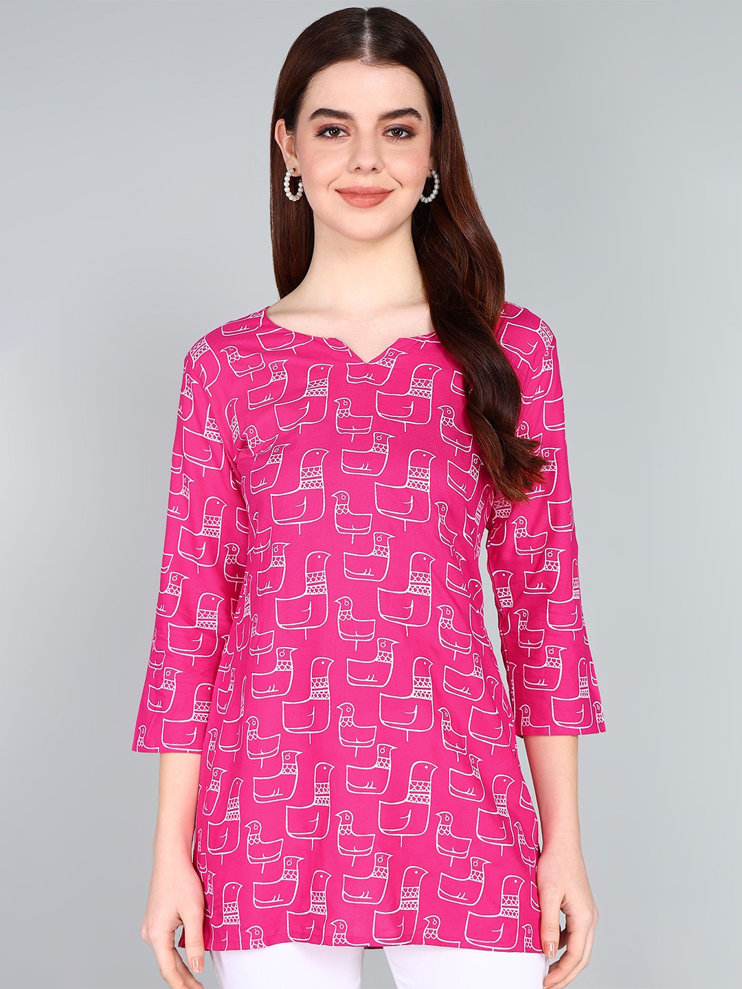 

Tviksha Fashion Women Geometric Printed Kurti, Pink