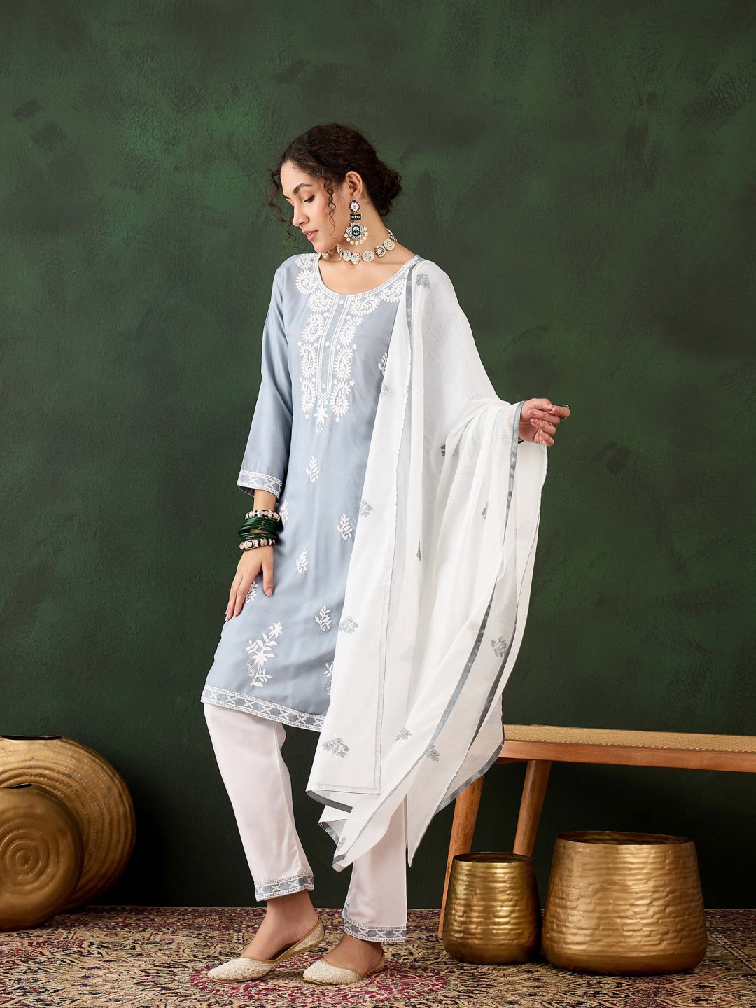 

Blissta Grey Paisley Embroidered Round Neck Chikankari Kurta With Trousers & Dupatta