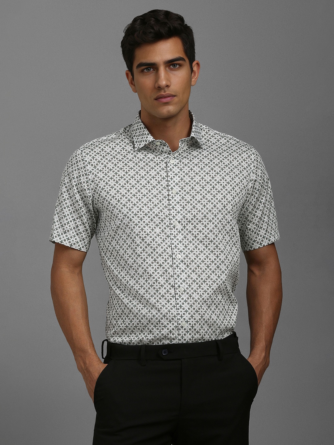 

Louis Philippe Men Spread Collar Floral Printed Cotton Formal Shirt, White