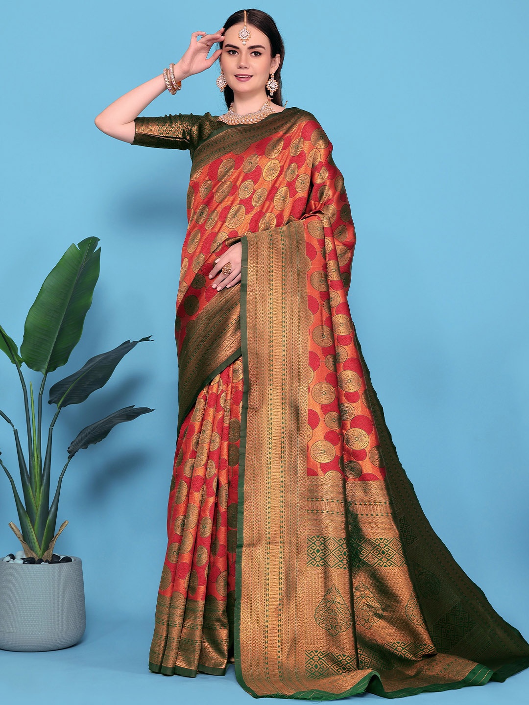 

ANJAVI FASHION Woven Design Zari Pure Silk Banarasi Sarees, Maroon