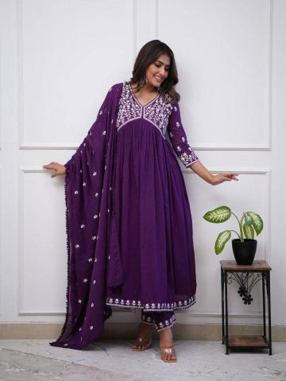 

Moda Rapido Floral Embroidered Pleated Thread Work Anarkali Kurta With Trousers & Dupatta, Lavender