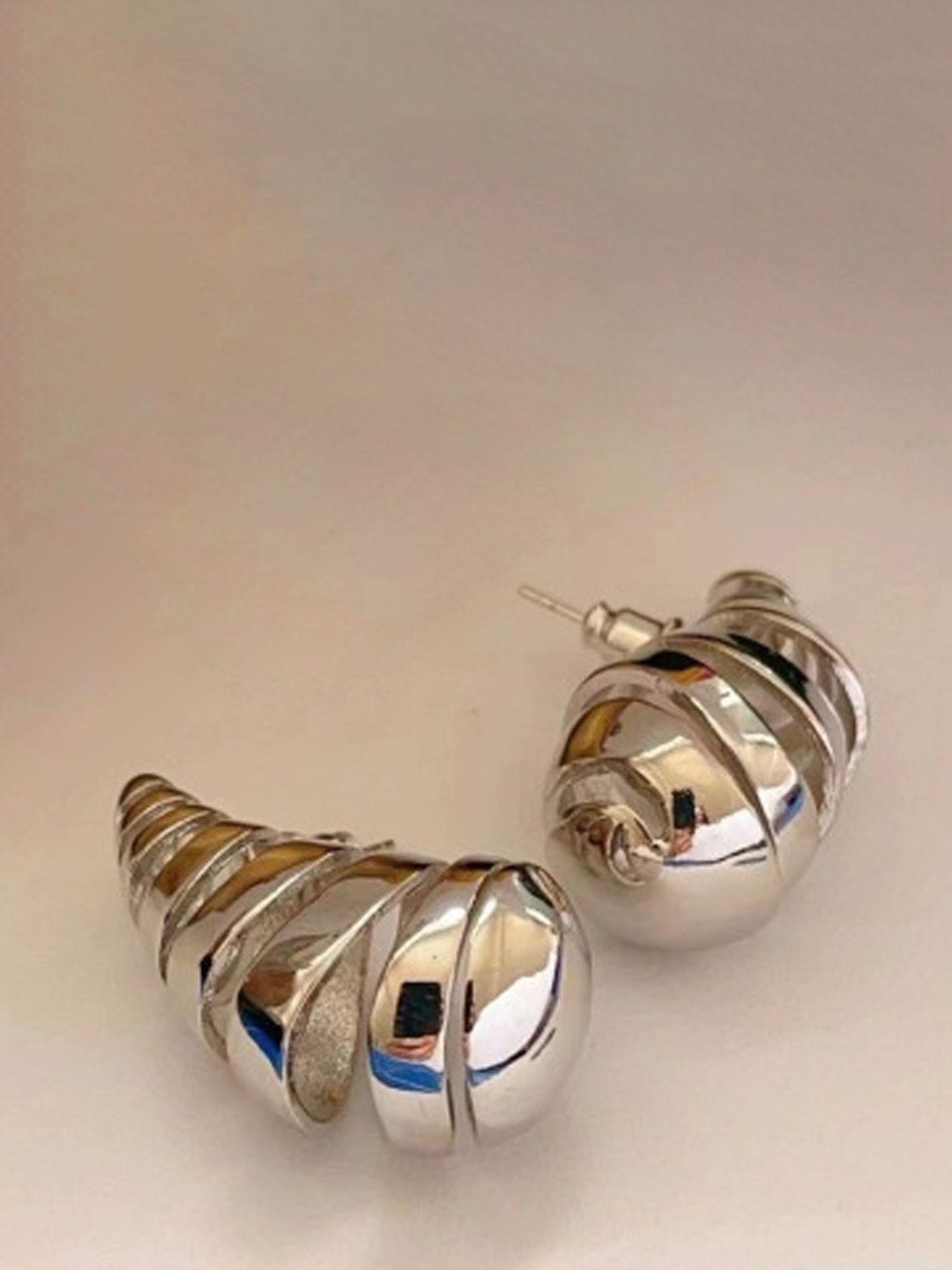 

Just Lil Things Gold-Plated Contemporary Drop Earrings