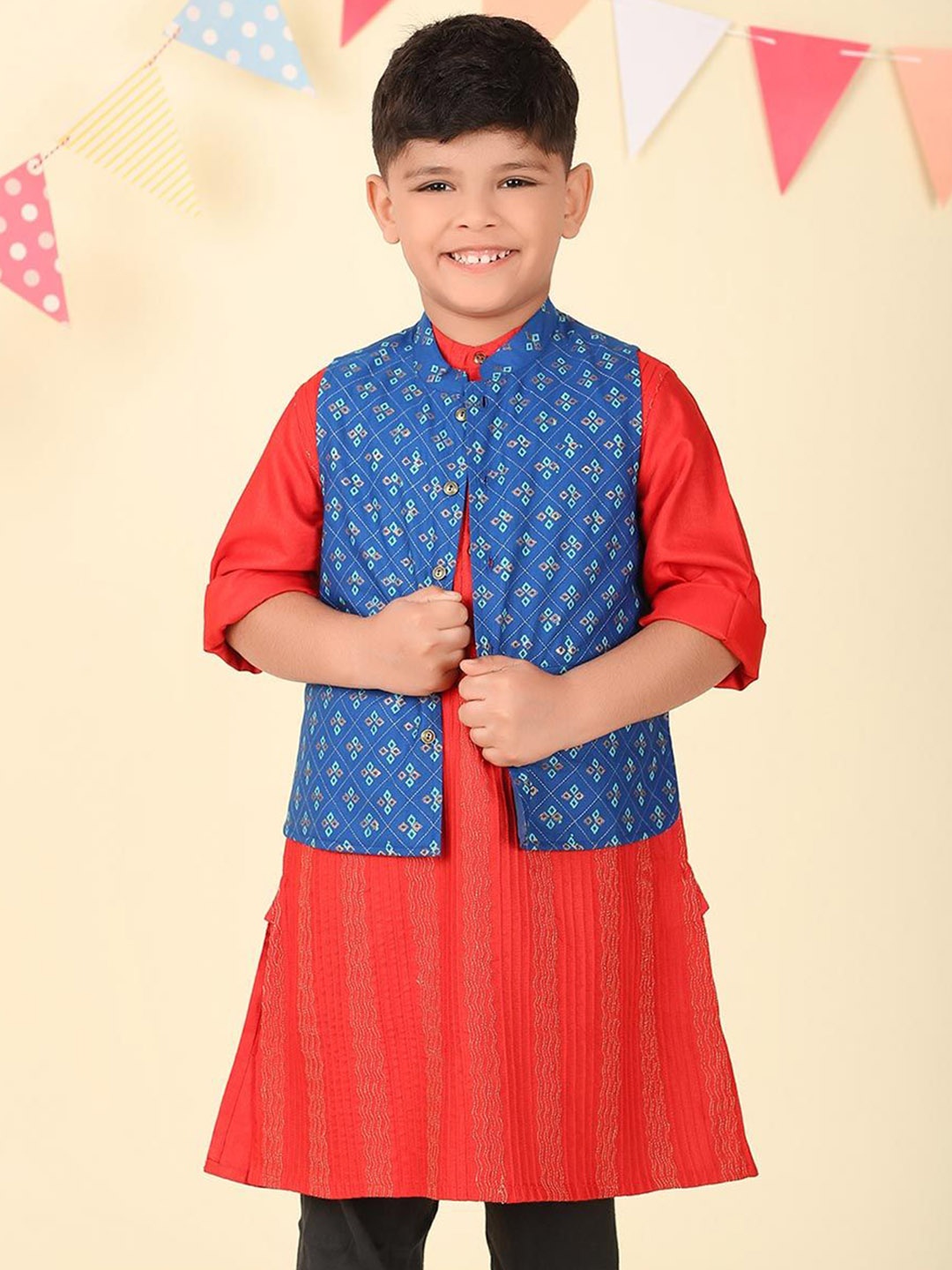 

Fabindia Boys Printed Woven Nehru Jacket, Blue