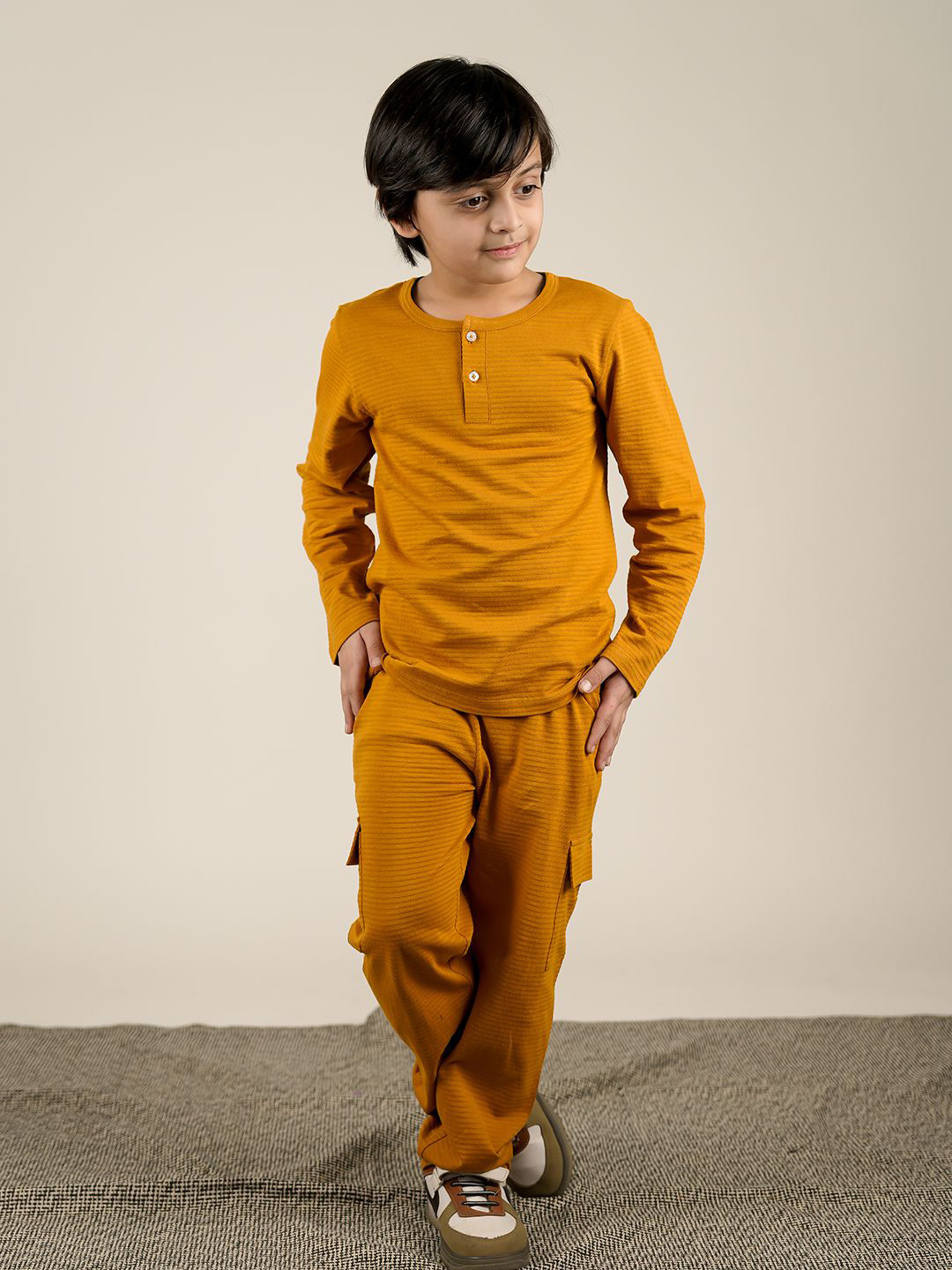 

BE AWARA Boys Pure Cotton T-shirt With Joggers, Brown