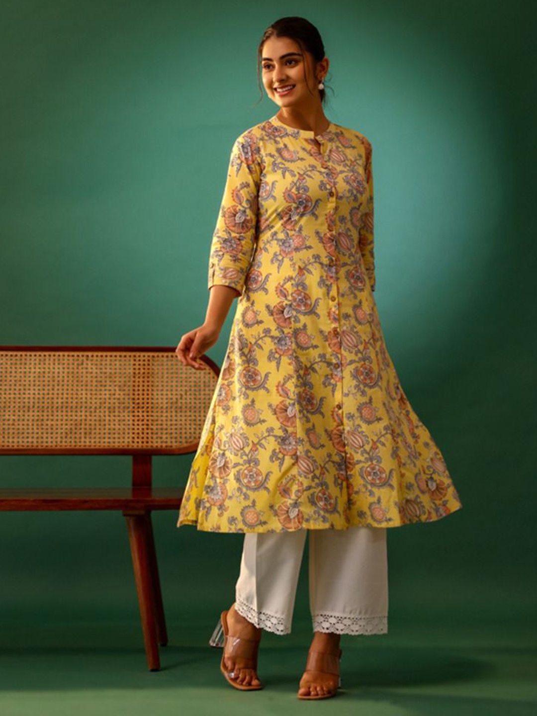 

Vivika Floral Printed Pure Cotton Mandarin Collar Neck Kurta, Yellow