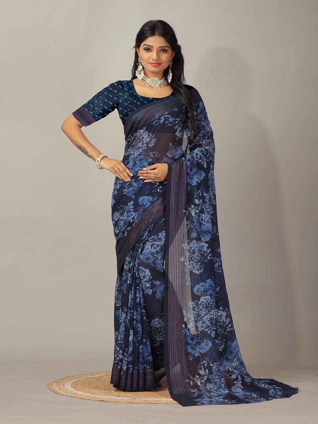 

A.V.M. SILK MILLS Floral Printed Pure Georgette Saree, Navy blue