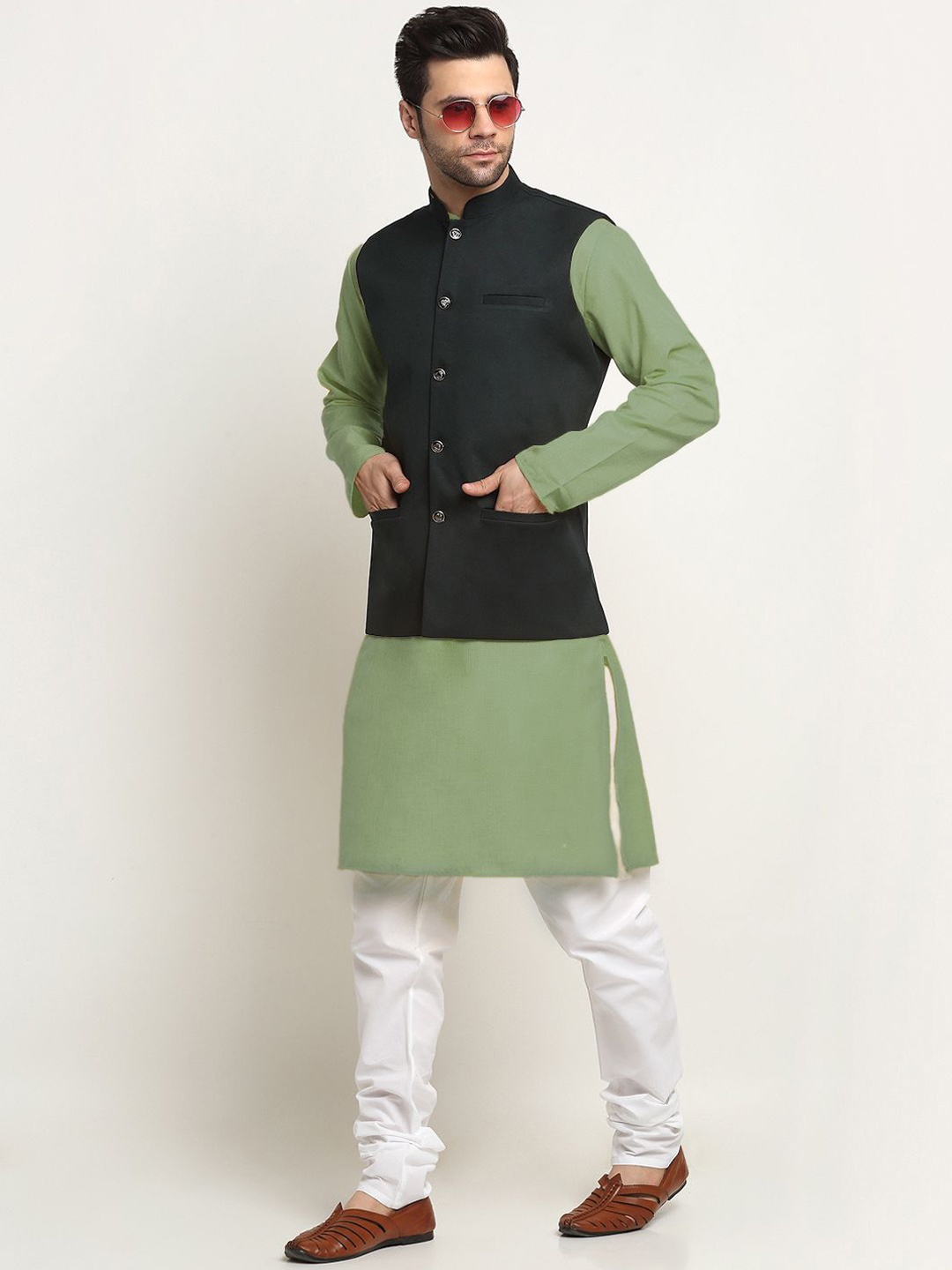 

KRAFT INDIA Mandarin Collar Straight Kurta With Pyjama And Nehru Jacket, Green