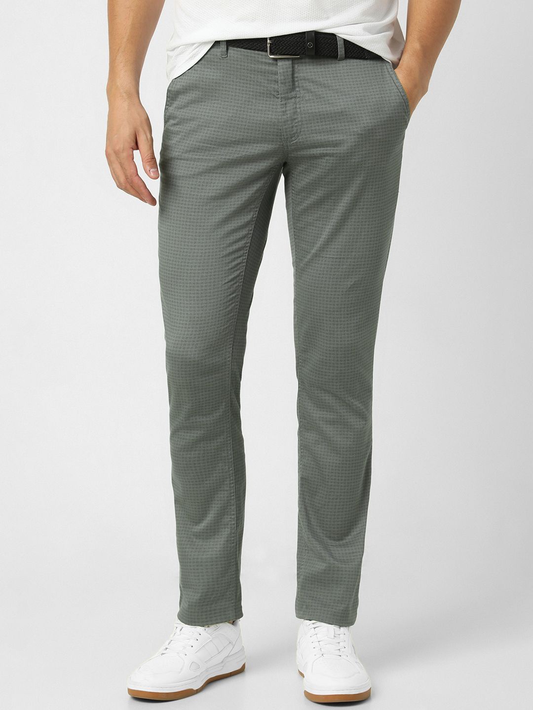 

Van Heusen Sport Men Checked Slim Fit Regular Trousers, Grey