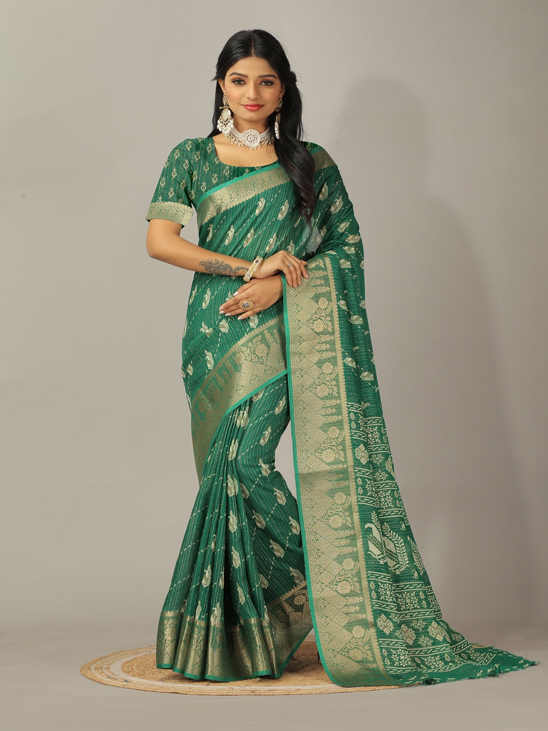 

A.V.M. SILK MILLS Paisley Printed Zari Pure Cotton Saree, Green