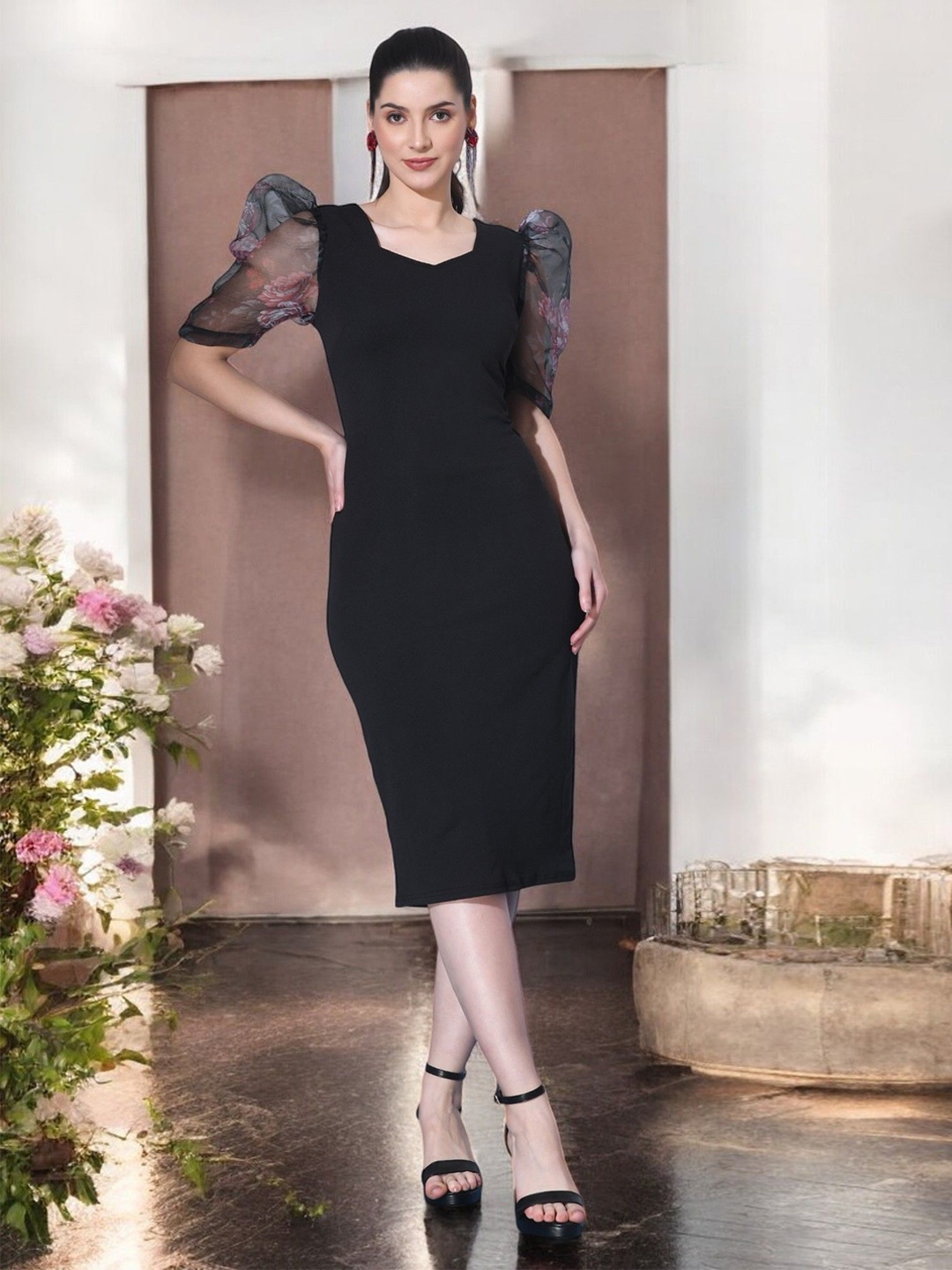 

Arbiter Collection Flutter Sleeve Bodycon Dress, Black