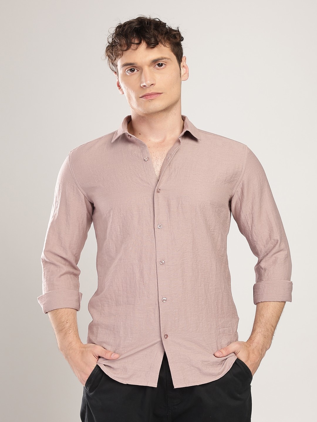 

NEVER NEUD Men Comfort Fit Spread Collar Solid Casual Shirt, Pink