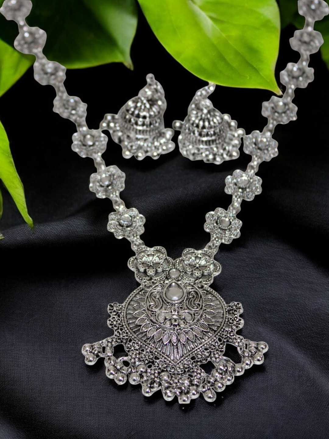 

Jolly Faces Stone Studded & Beaded Oxidised Long Jewellery Set, Silver
