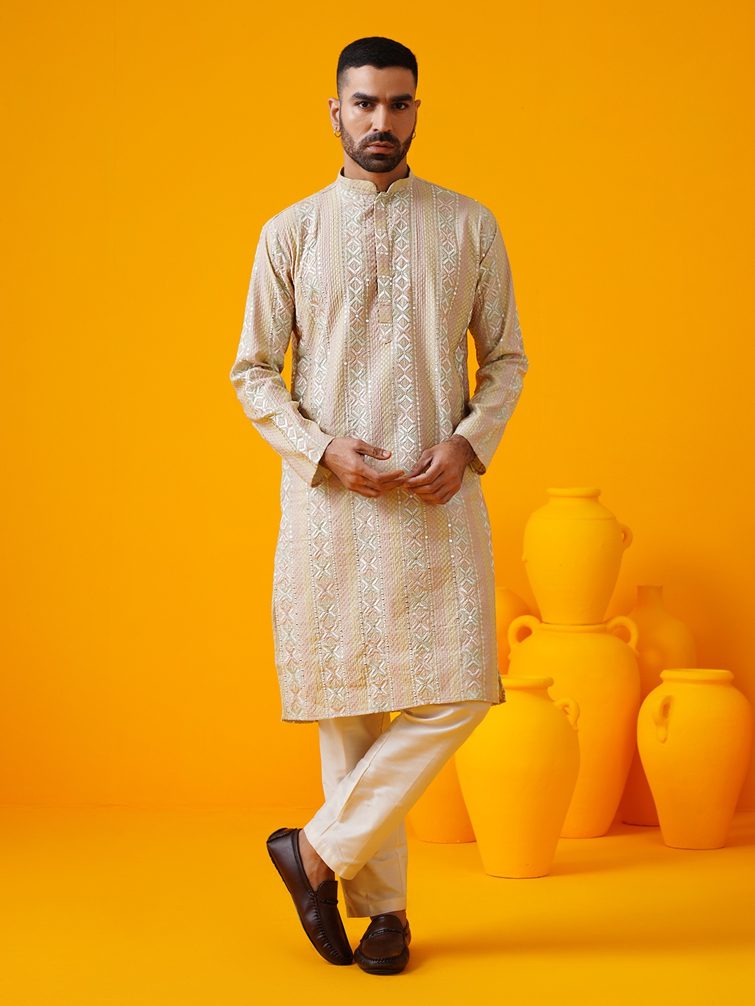 

SOJANYA LUXE Ethnic Motifs Embroidered Mandarin Collar Straight Kurta With Trouser, Beige