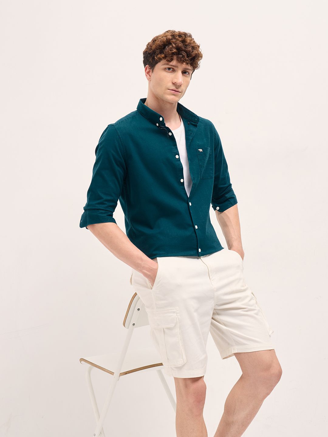 

THE BEAR HOUSE Men Button-Down Collar Solid Cotton Casual Shirt, Teal