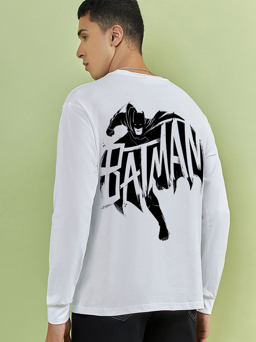 

Bewakoof Official DC Merchandise Men's Batman Graphic Printed Oversized T-Shirt, White