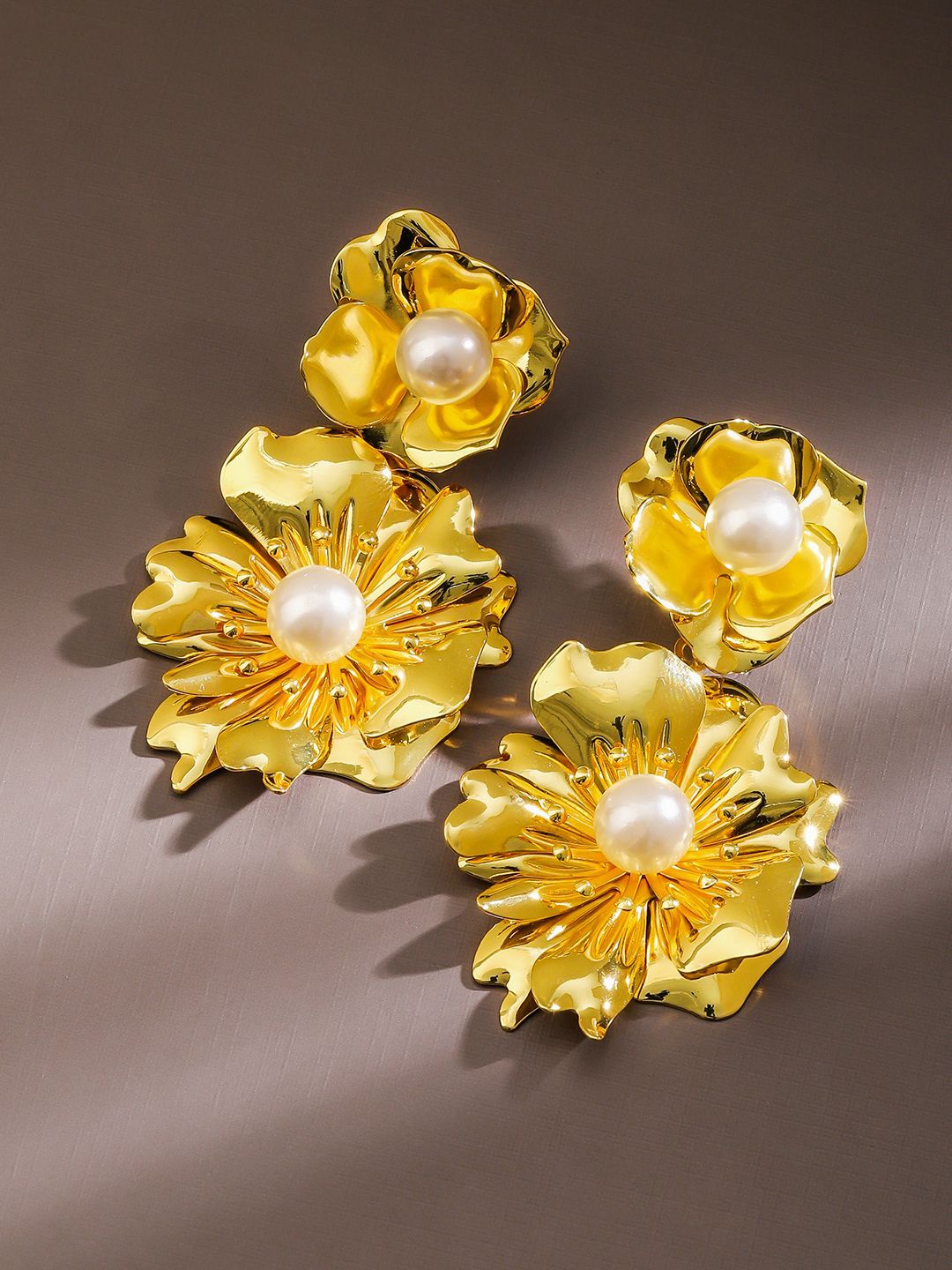 

Rubans Voguish Floral Drop Earrings, Gold