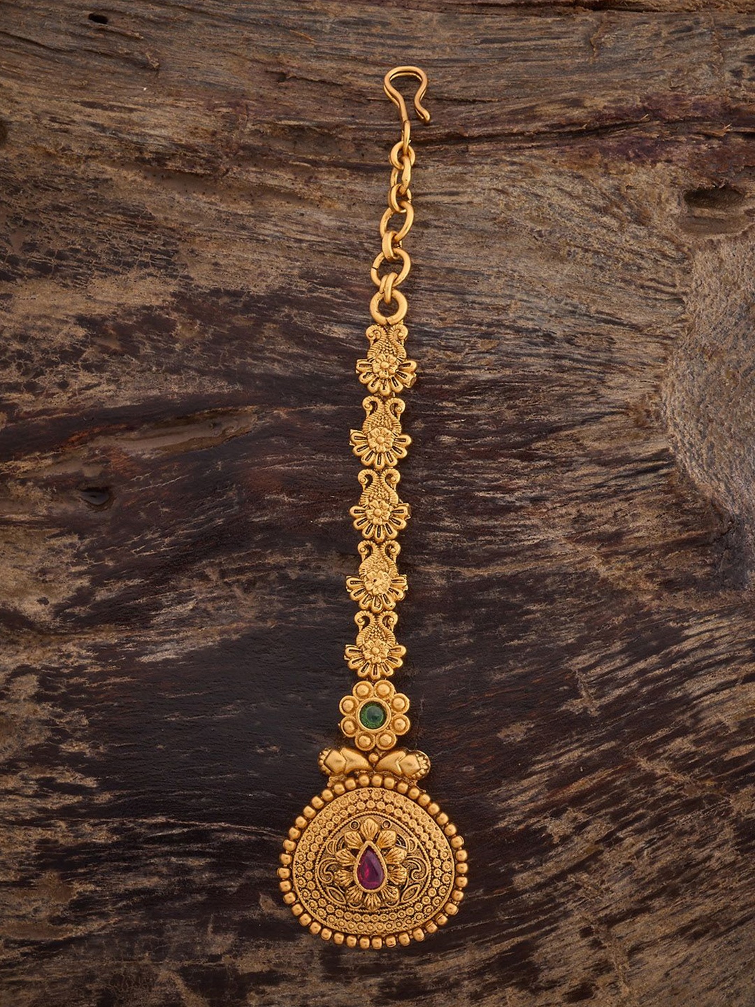 

Kushal's Fashion Jewellery Ruby-Green Gold-Plated Antique Maang Tikka Head Jewellery
