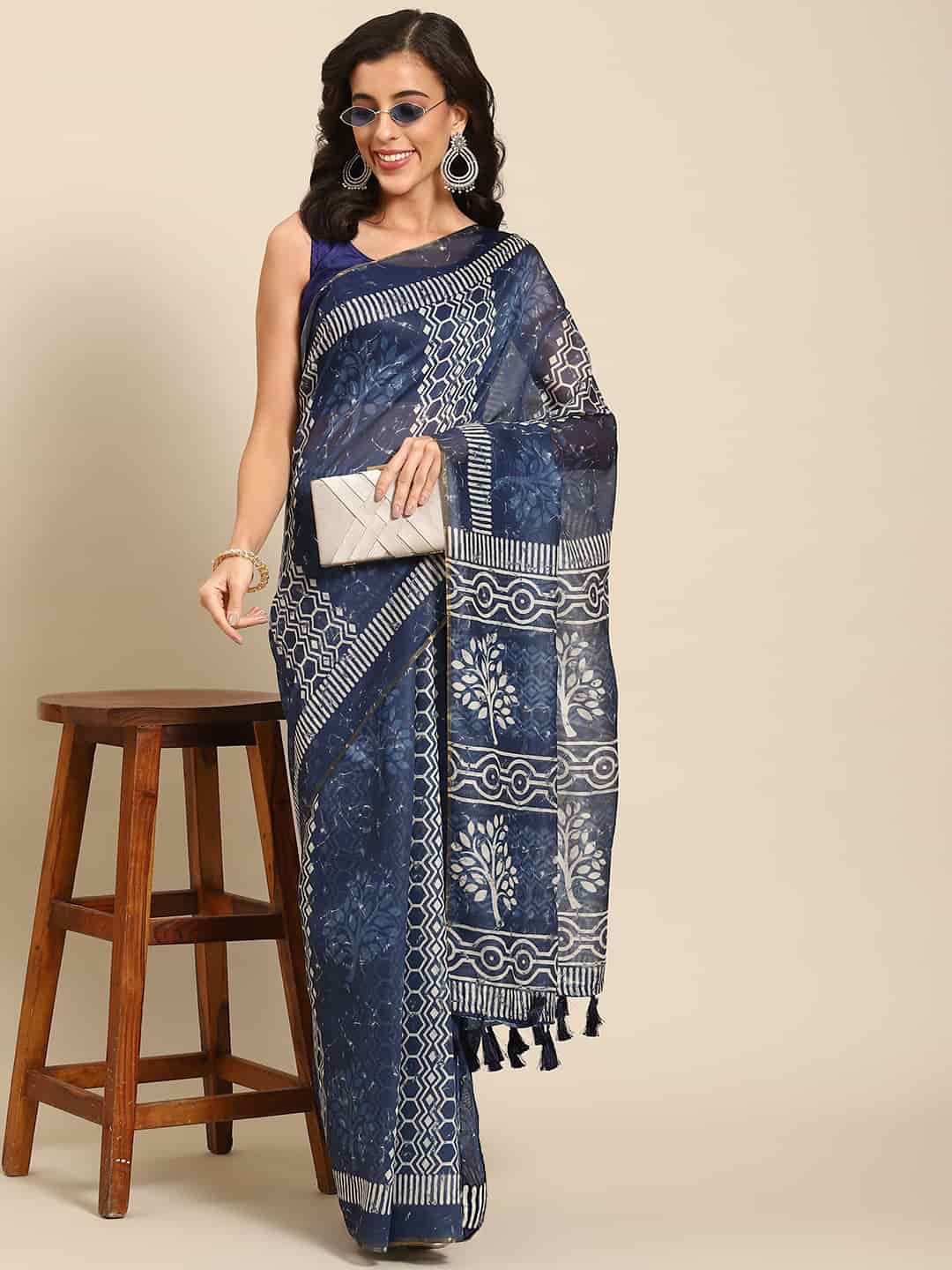 

DIVASTRI Dabu Chanderi Saree, Blue