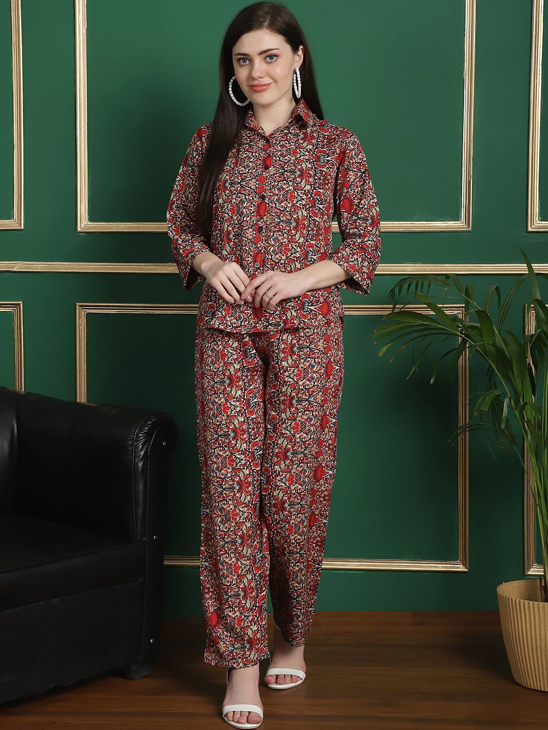 

Valles365 by S.C. Printed Shirt & Trousers Co-ords set, Red