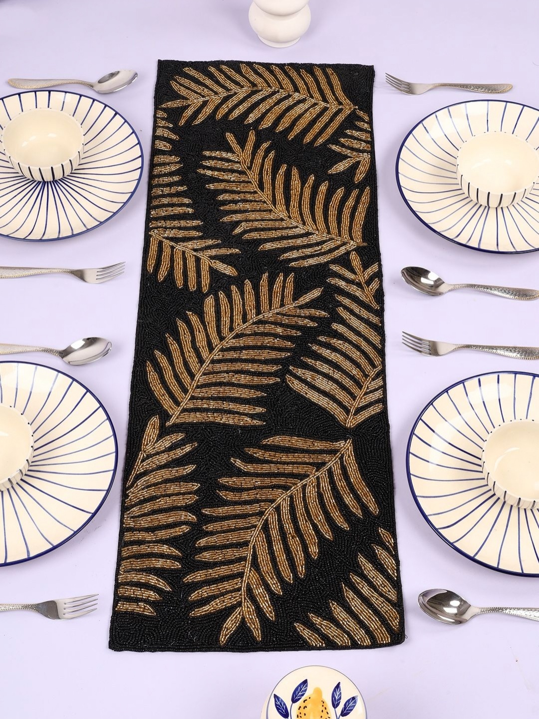 

YWULY Black & Brown Floral Embroidered Beaded Table Runner