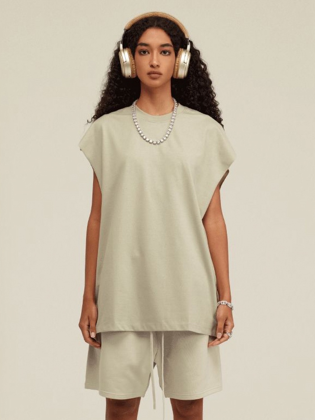 

StyleCast x Revolte Men Raw Edge T-shirt, Khaki