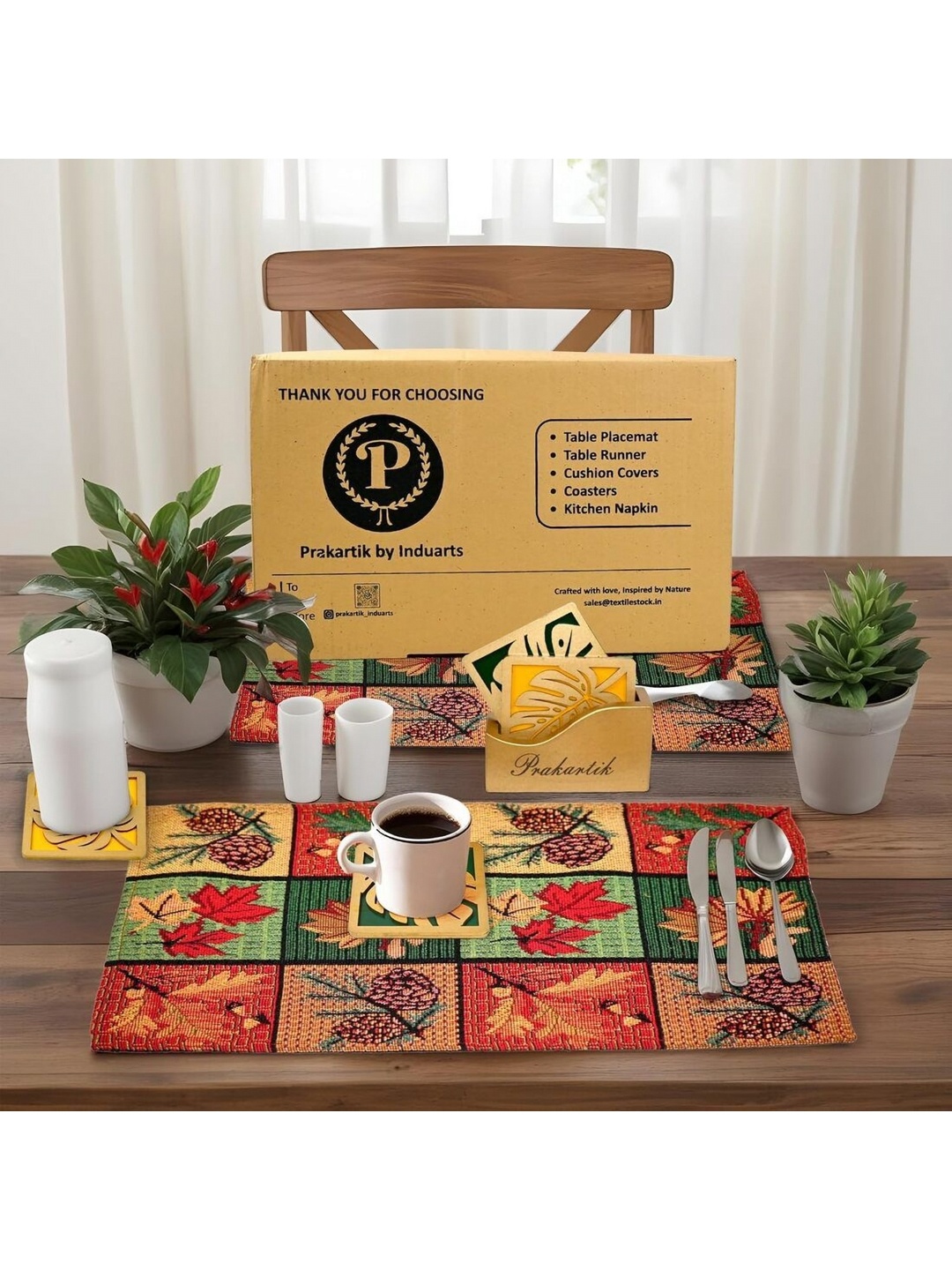 

PRAKARTIK Green & Red 9 Pieces Printed Cotton Table Placemats & Coasters