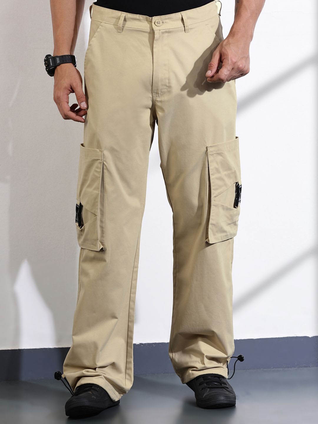 

Thomas Scott Men Cotton Mid-Rise Original Cargos Trousers, Brown