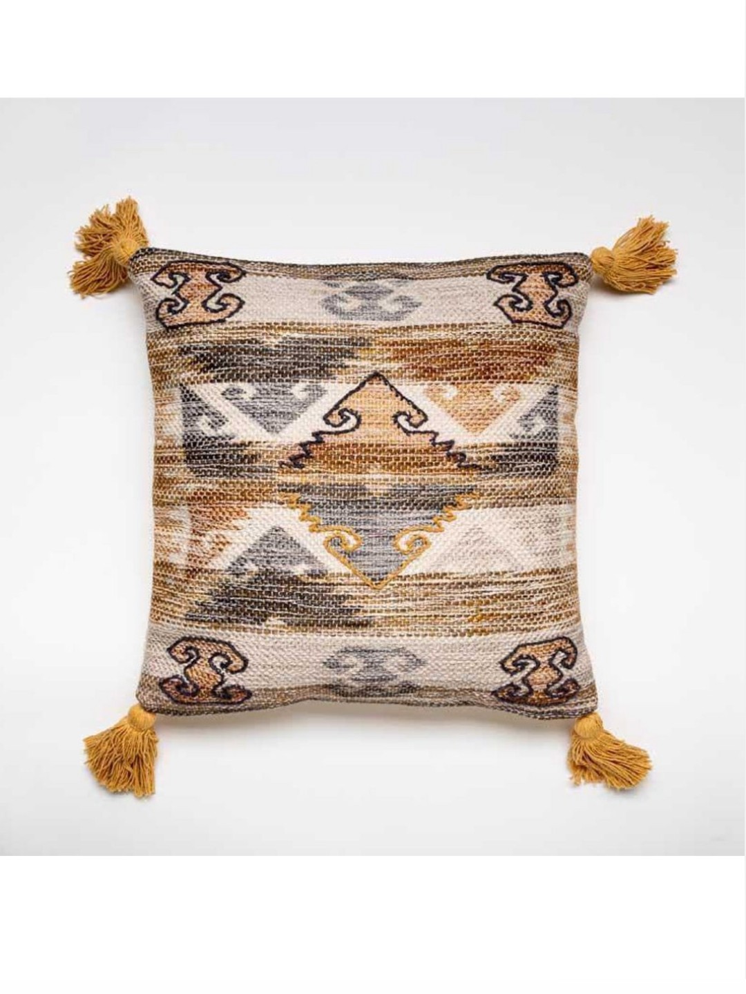 

Aura Beige And Brown Geometric Woven Design Square Shaped Cushion Cover