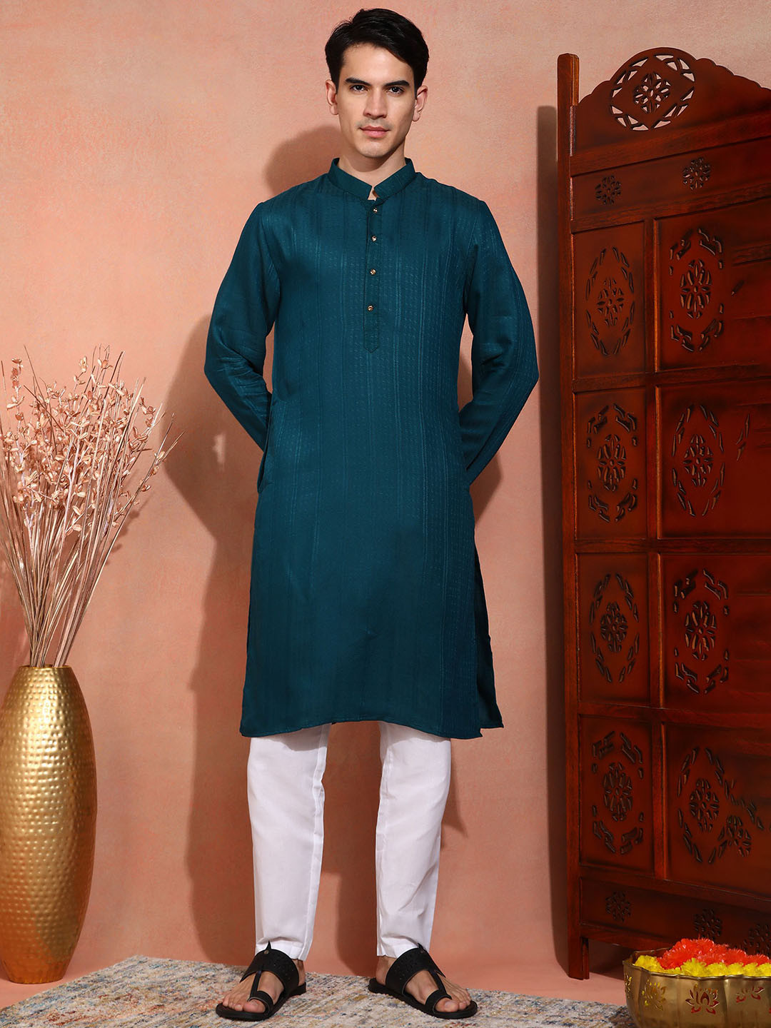 

SWAGG INDIA Men Kurta, Teal