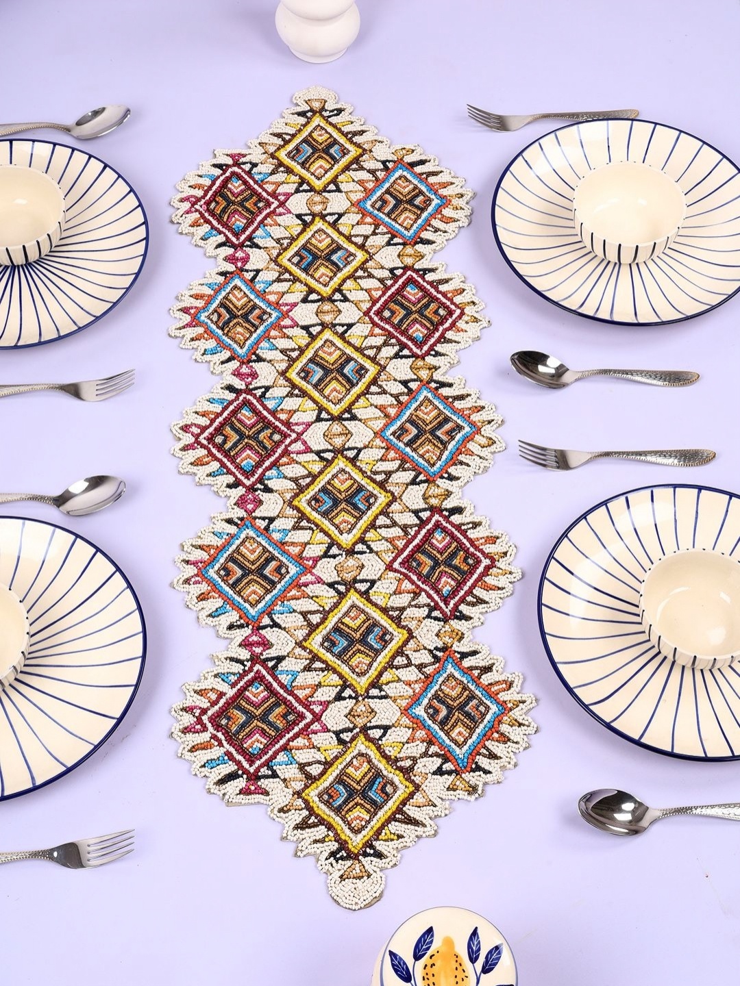 

YWULY Beige & Blue Geometric Beaded Dining Table Runner