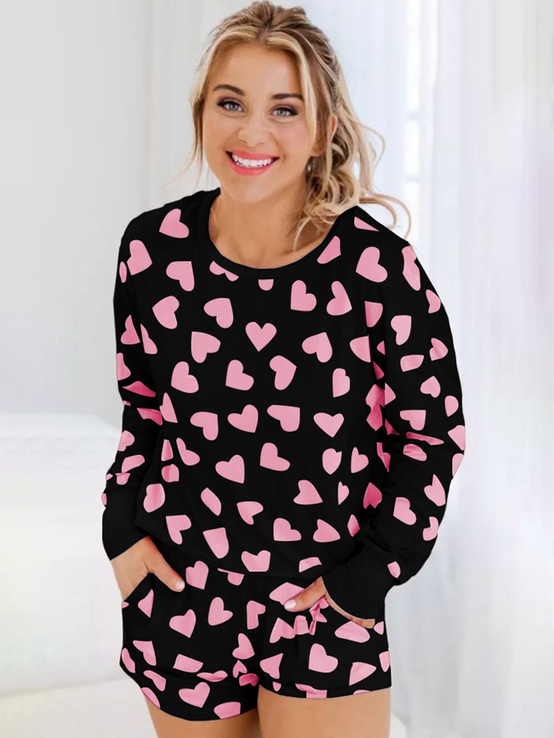 

Errabelly Conversational Printed Long Sleeves T-Shirt With Shorts, Black