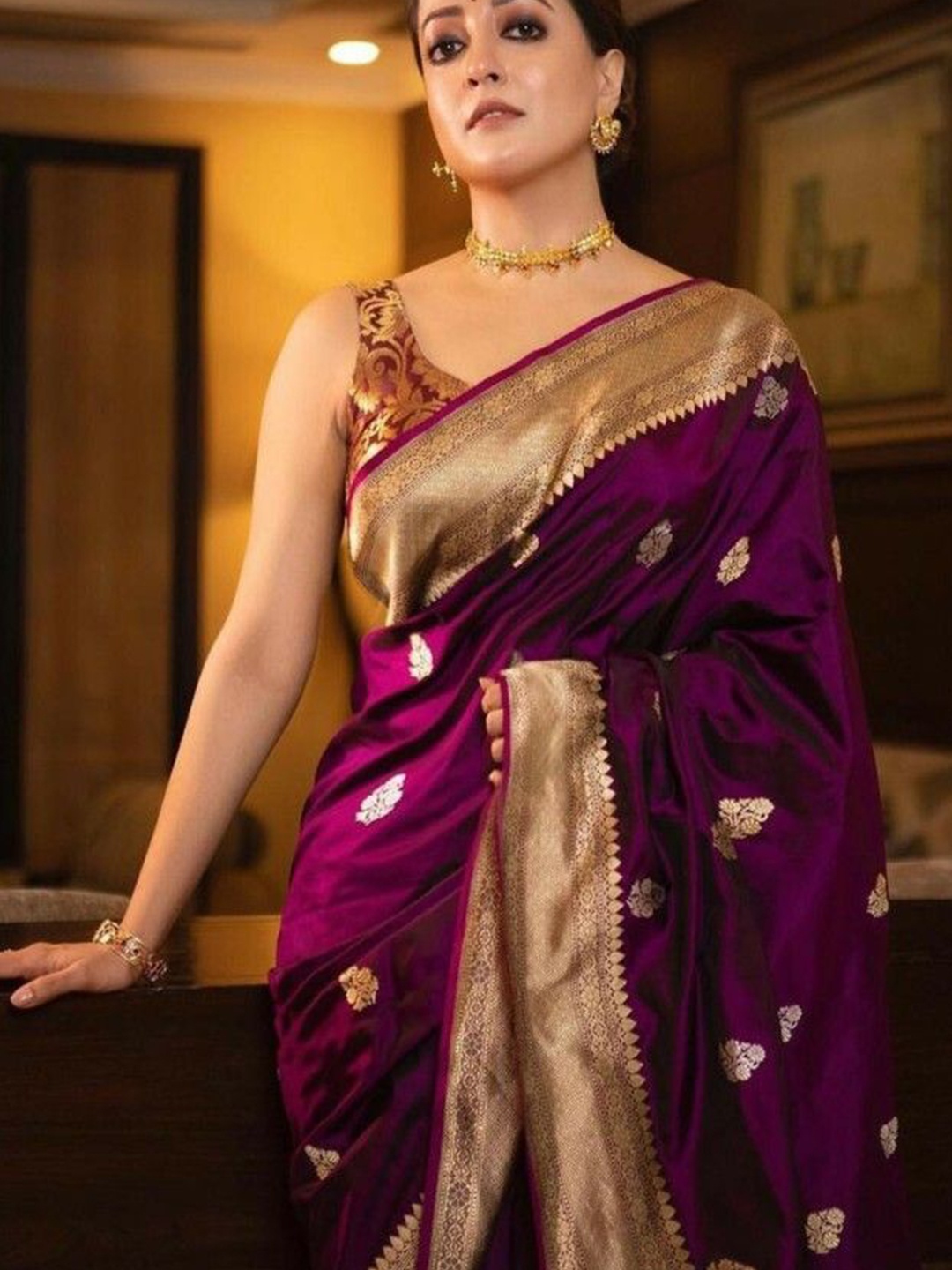 

A TO Z CART Woven Design Zari Silk Blend Banarasi Saree, Purple