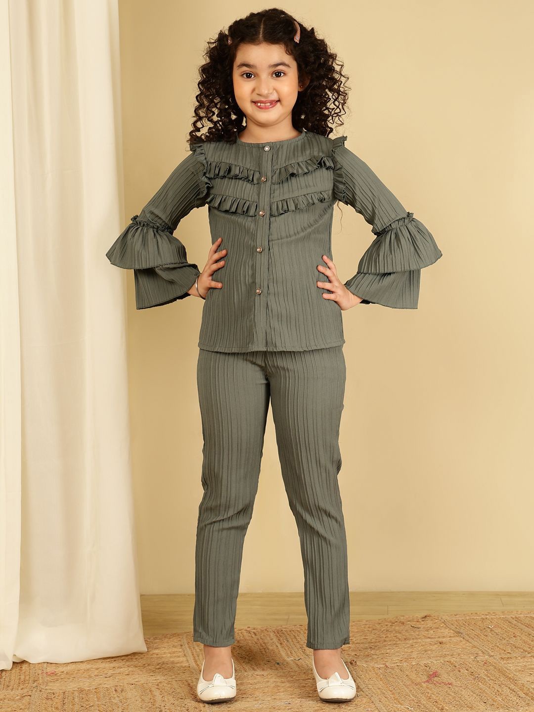 

Ishti Girls Top with Pyjamas, Grey