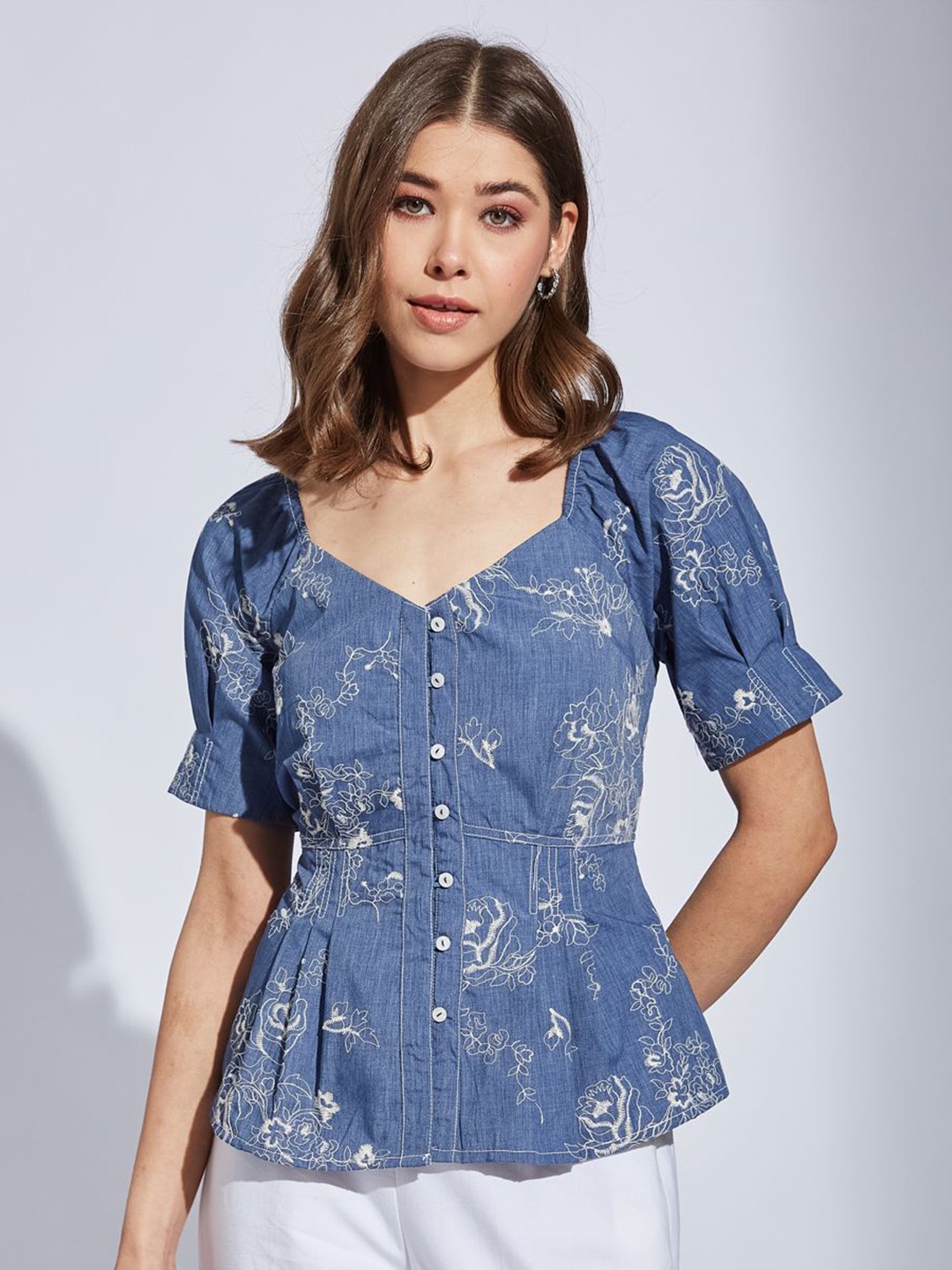 

Latin Quarters Women Floral Embroidered Cinched Waist Top, Blue