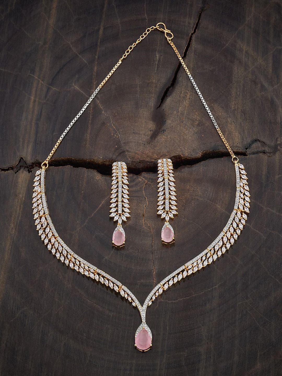 

Kushal's Fashion Jewellery Gold-Plated Cubic Zirconia-Studded Jewellery Set