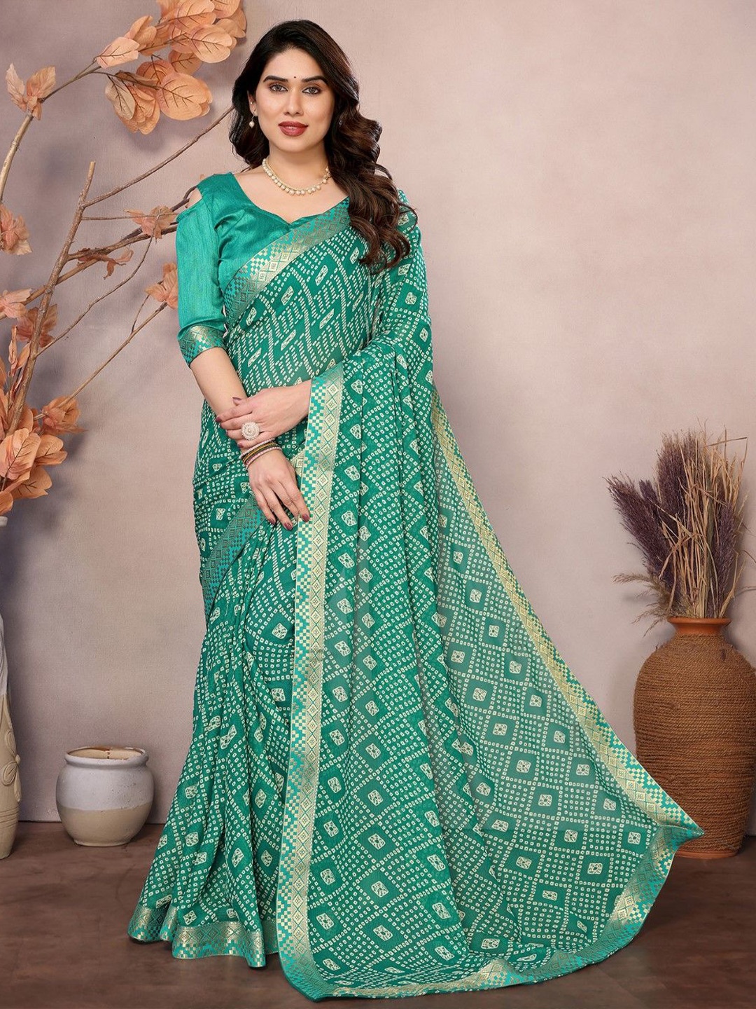 

KALINI Bandhani Zari Poly Georgette Bandhani Saree, Green