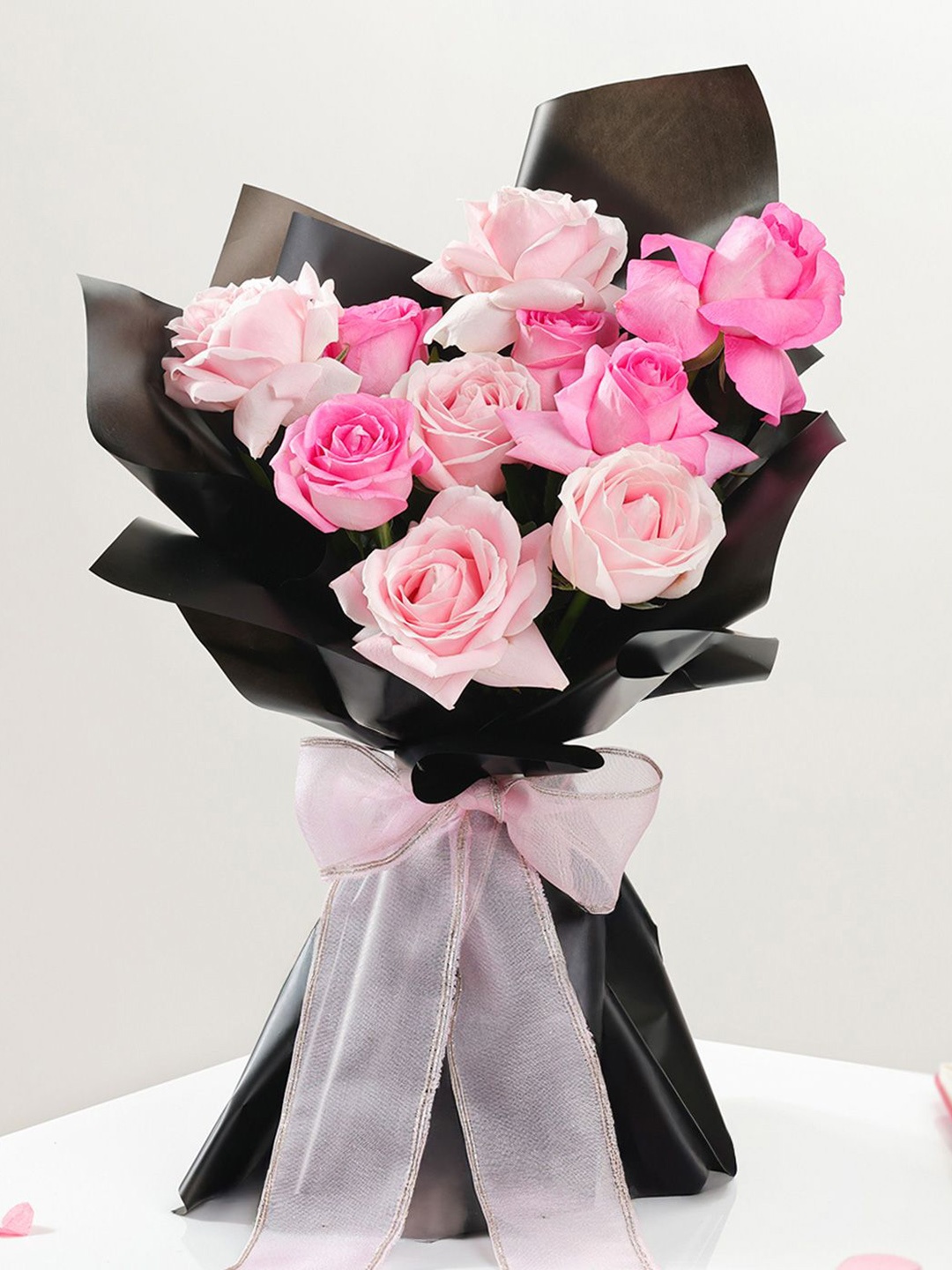 

IGP Romantic Valentine Bouquet, Pink