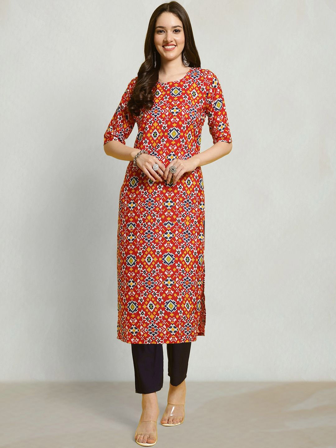 

Moda Rapido Ethnic Motifs Printed Round Neck Straight Kurta, Red